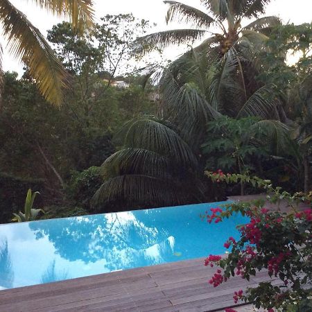 Confortable T1 Le Gosier, Wi-Fi, Piscine Dans Gite 哥西尔 外观 照片